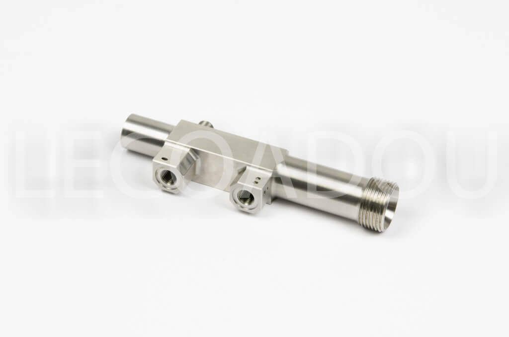 Raccord bi-voie